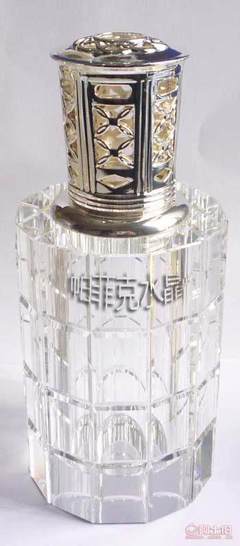 水晶玻璃香熏瓶表面雕刻免費(fèi)噴沙定制，打造高端飲食輔助用品